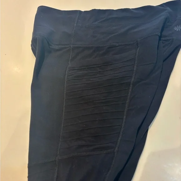 Athleta Black Performance Leggings - Picture 4 of 5